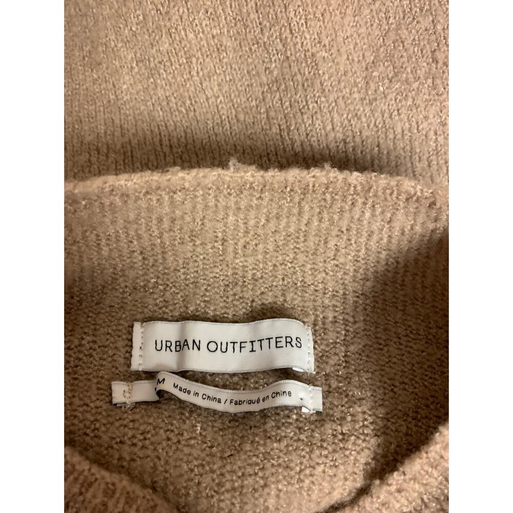 Urban Outfitters Mock Neck Sweater Rose Ash Oversized Neutral Womens SZ M - Picture 4 of 10